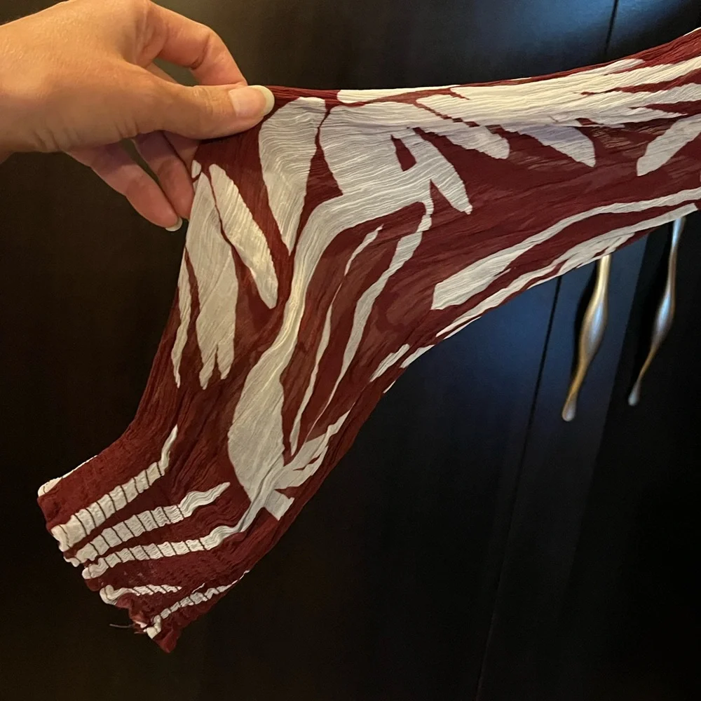 Anthropologie Marais Chiffon Mini Dress w/ ruffled skirt. Maroon, white. L-XL - Picture 10 of 15